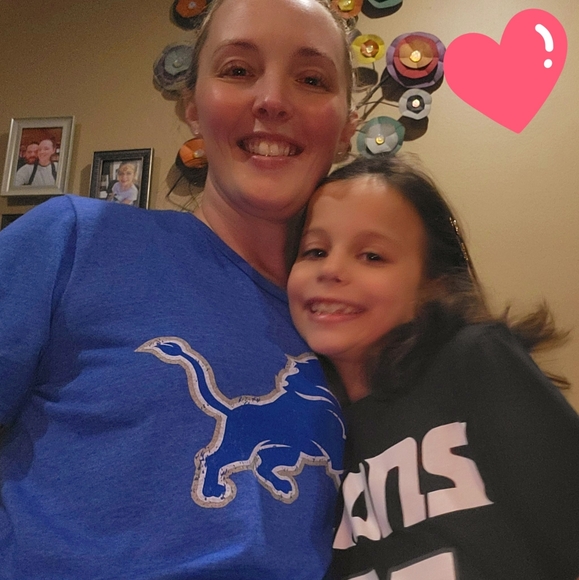 Meet your Posher, Jeri Lynn 🩷 - Picture 9 of 16